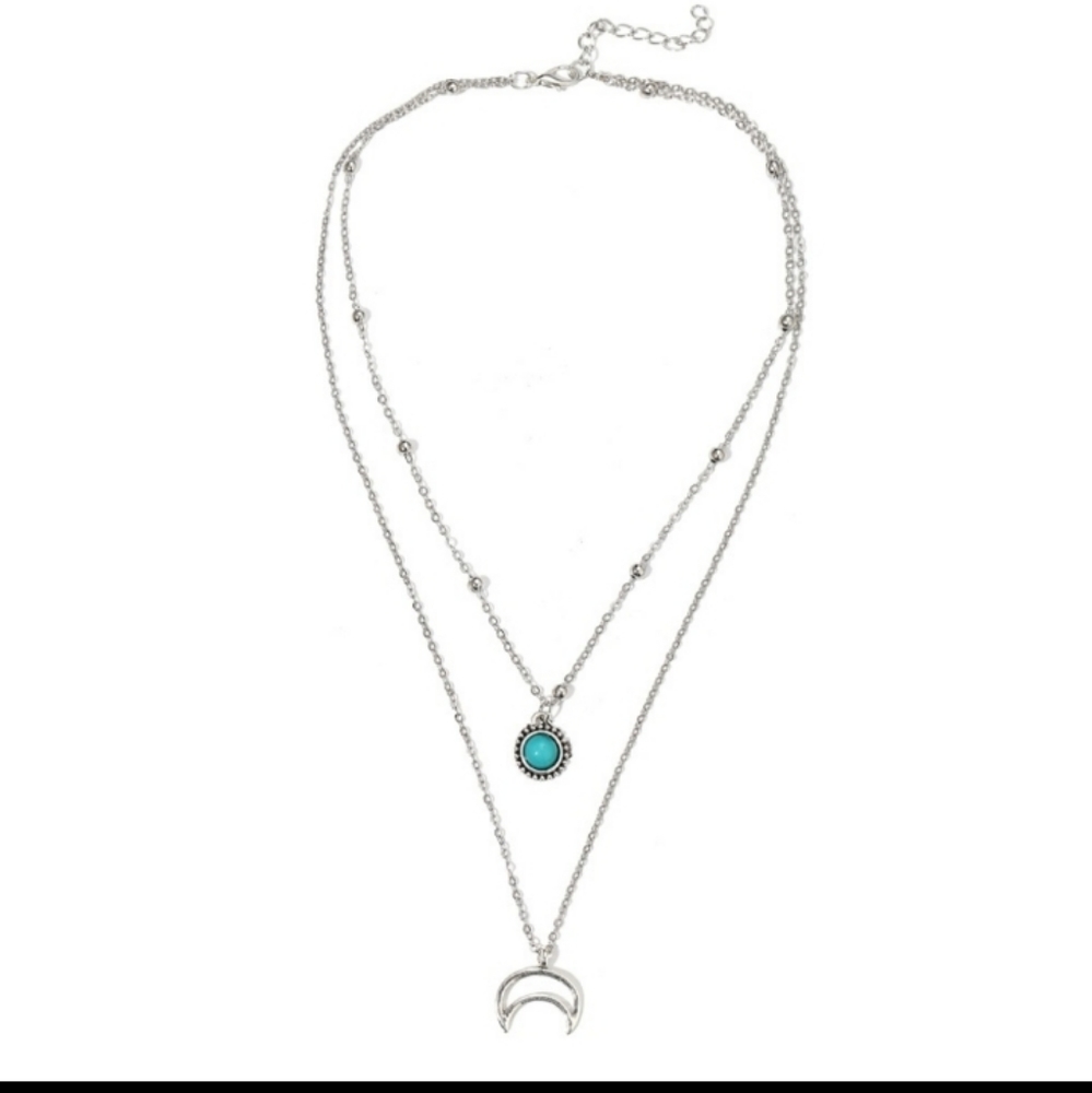 LAST ONE ‼️ Double layer Crescent moon necklace - Picture 2 of 3